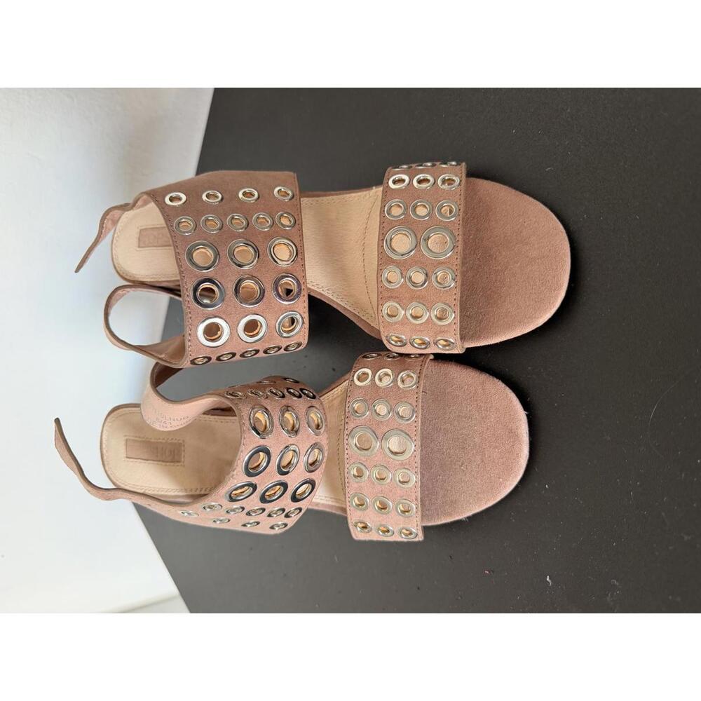 Topshop Womens 10.5 NADIA Rivet Block Heel Sandals Pink NWT Suede w/ Buckle